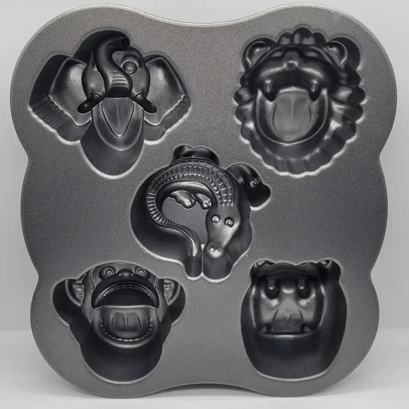Nordic Ware Hungry Animals Cake Mold Hippo Monkey Lion Cast Aluminum Nordicware - Picture 3 of 14